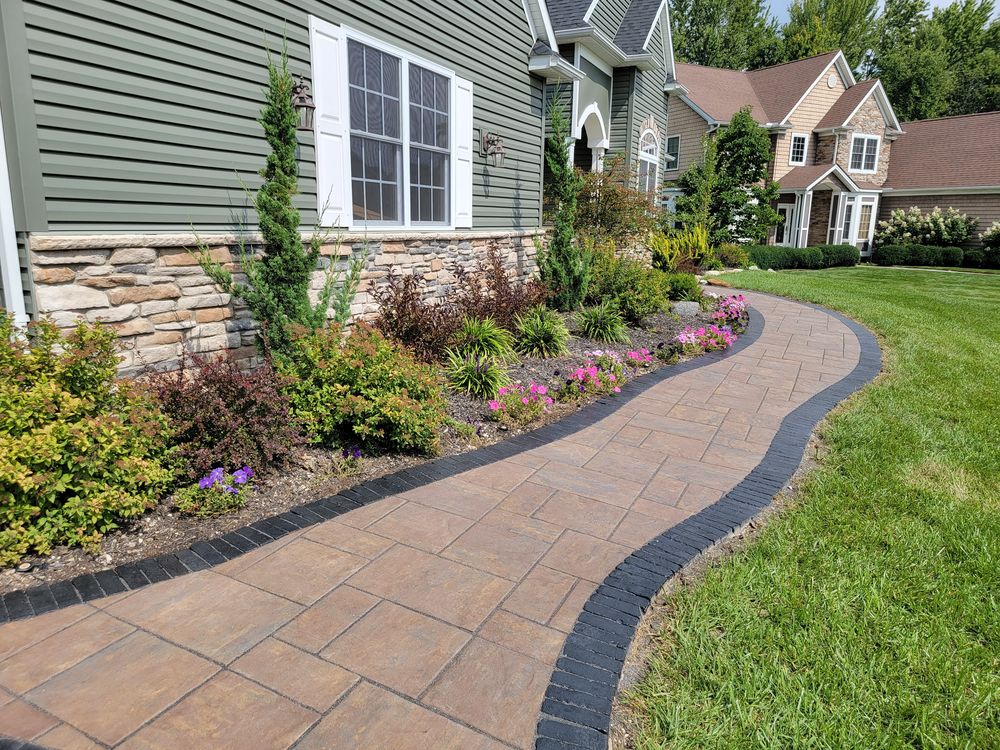 Walkways & Driveways by Lasting Impressions Landscape & Design